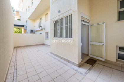 fd09cadfd60651b77b8761a9f7e4252b - 28