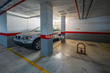 fd09cadfd60651b77b8761a9f7e4252b - 32