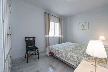 fd09cadfd60651b77b8761a9f7e4252b - 9