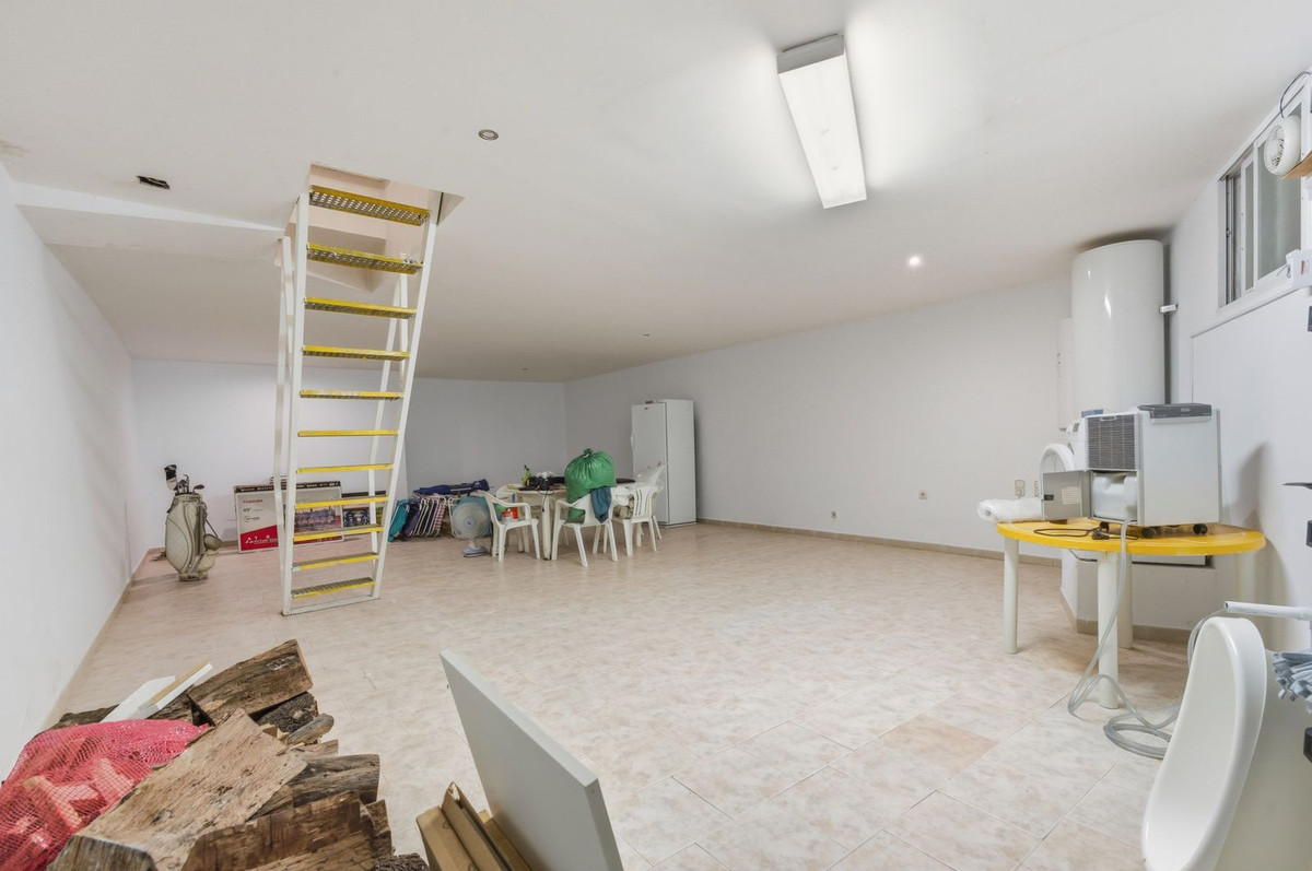 fd1d4c4fc213fbe03262a416e9ec6112 - 26