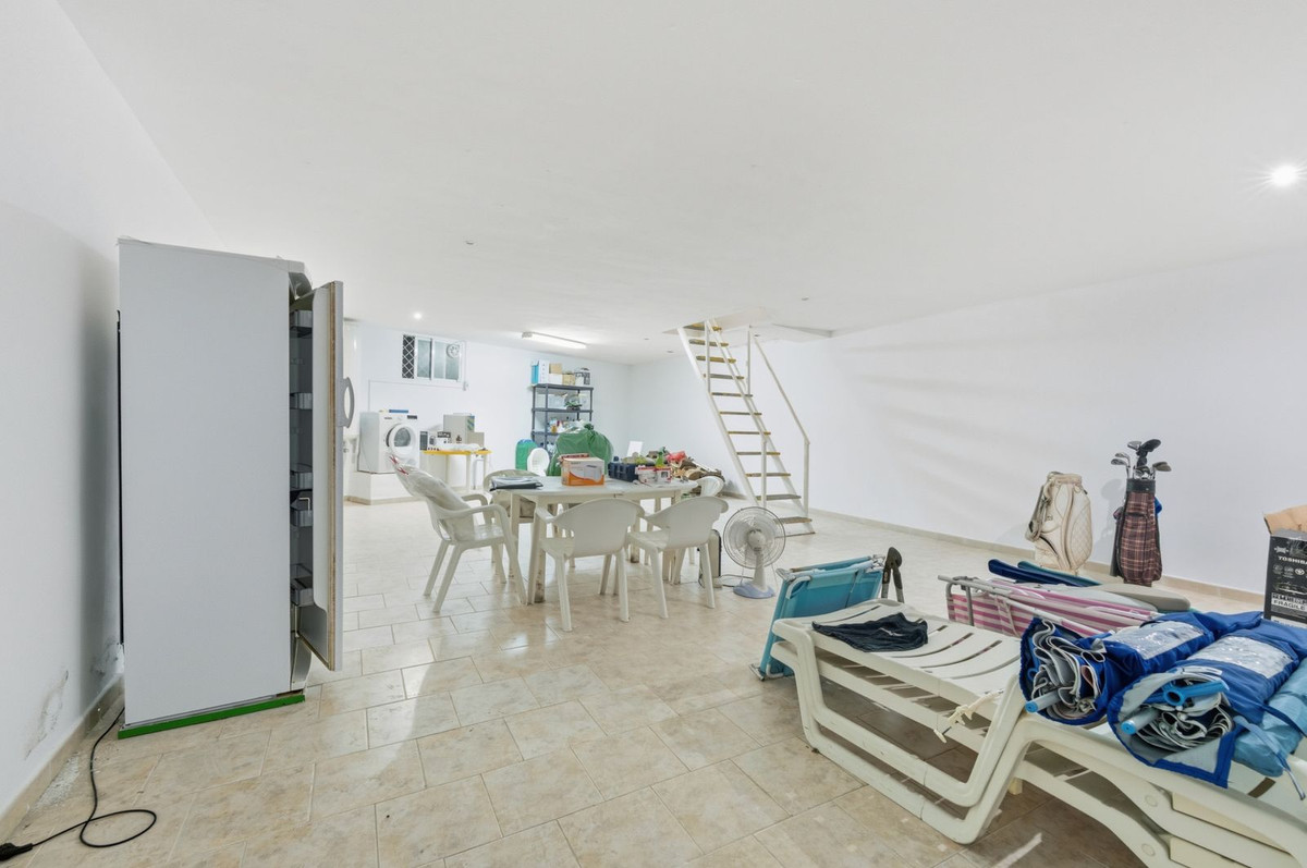 fd1d4c4fc213fbe03262a416e9ec6112 - 28