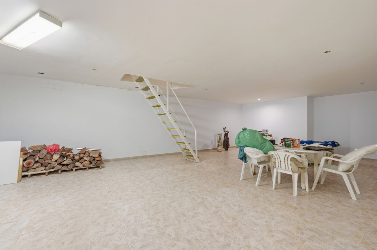 fd1d4c4fc213fbe03262a416e9ec6112 - 29