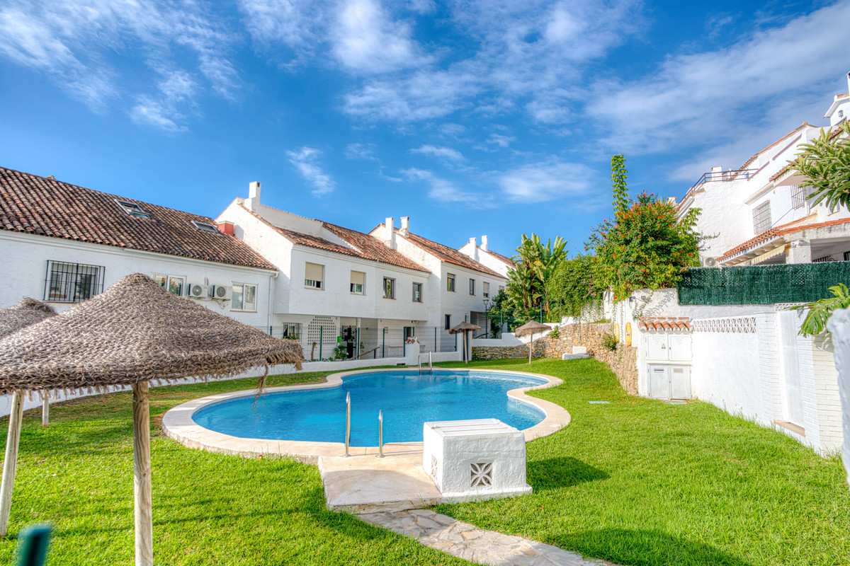 fd1fc48373ea7b81d8151b6ce31621fa - 1