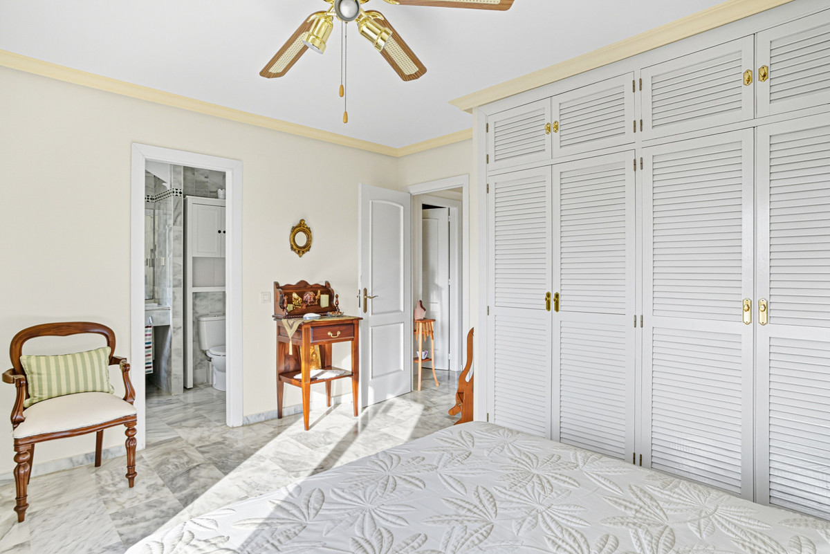 fd1fc48373ea7b81d8151b6ce31621fa - 14