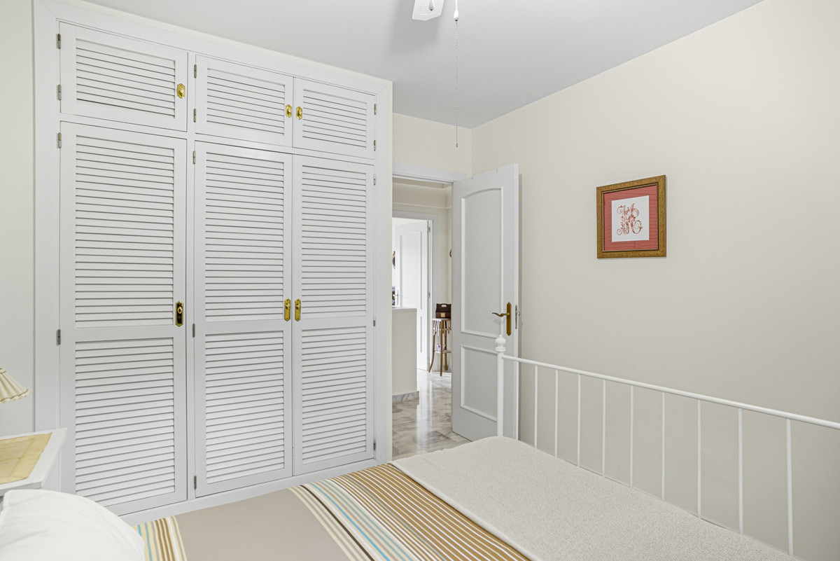 fd1fc48373ea7b81d8151b6ce31621fa - 17