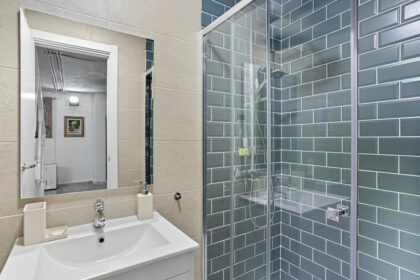 fd1fc48373ea7b81d8151b6ce31621fa - 18