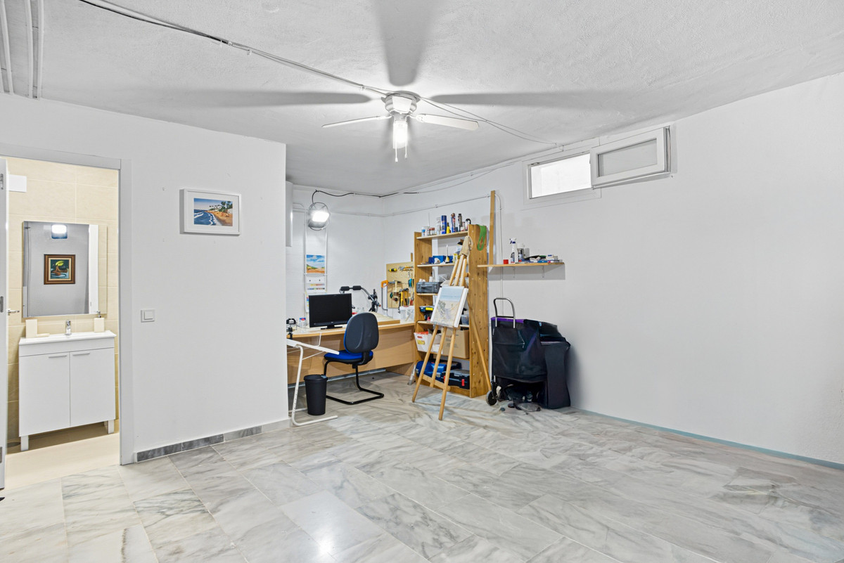 fd1fc48373ea7b81d8151b6ce31621fa - 21