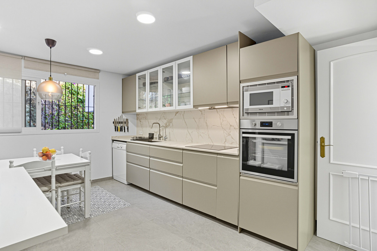 fd1fc48373ea7b81d8151b6ce31621fa - 3