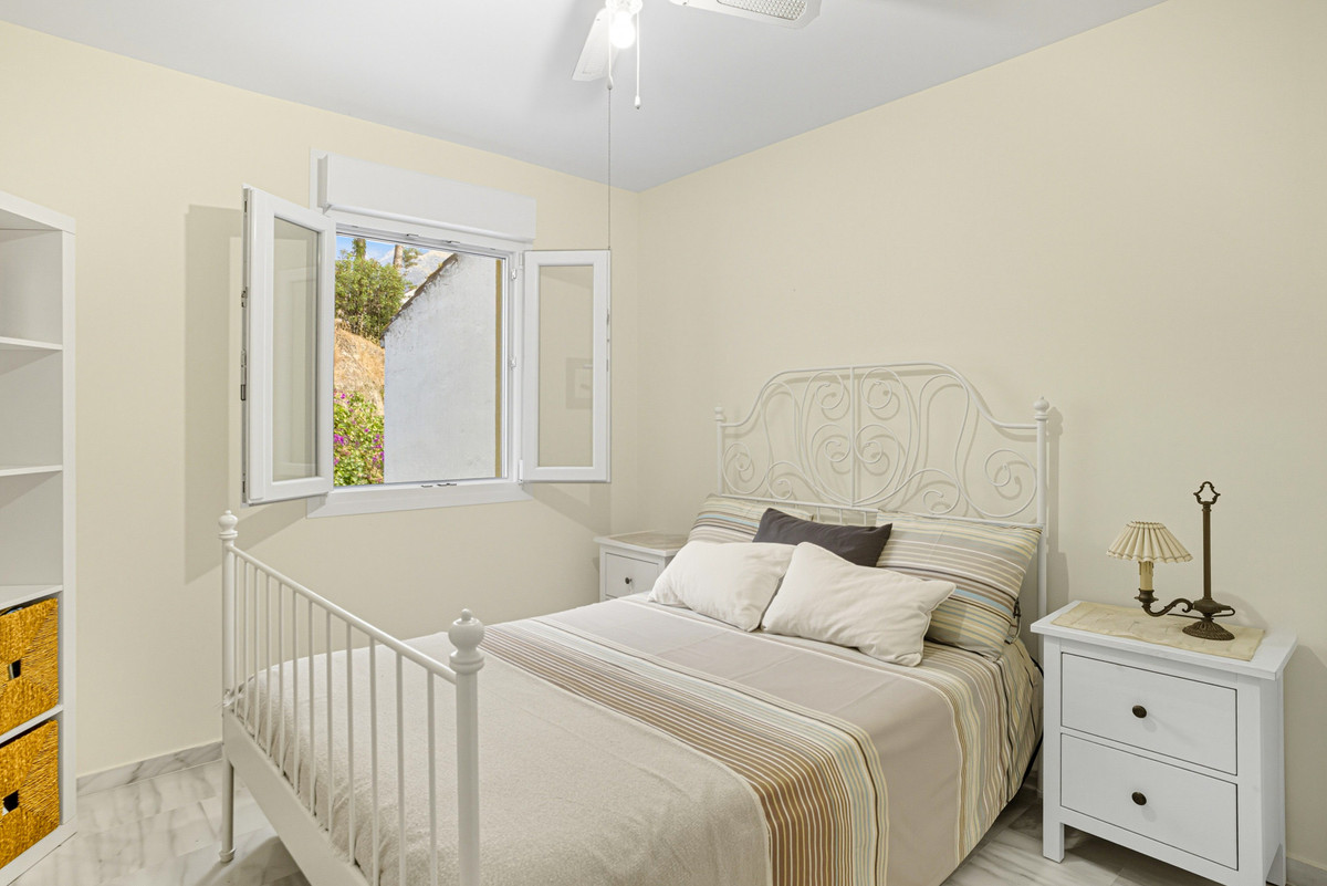 fd1fc48373ea7b81d8151b6ce31621fa - 9