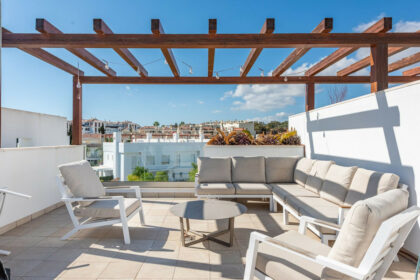 fd8474e7486cf61bfc540f29ccef62c0 - 18