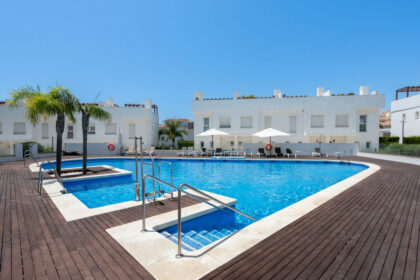 fd8474e7486cf61bfc540f29ccef62c0 - 24