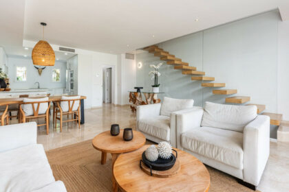 fd8474e7486cf61bfc540f29ccef62c0 - 4