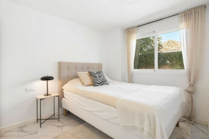 fd8482aeaa10540d5ba60e70262474bf - 16