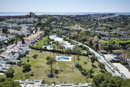 fd8482aeaa10540d5ba60e70262474bf - 21