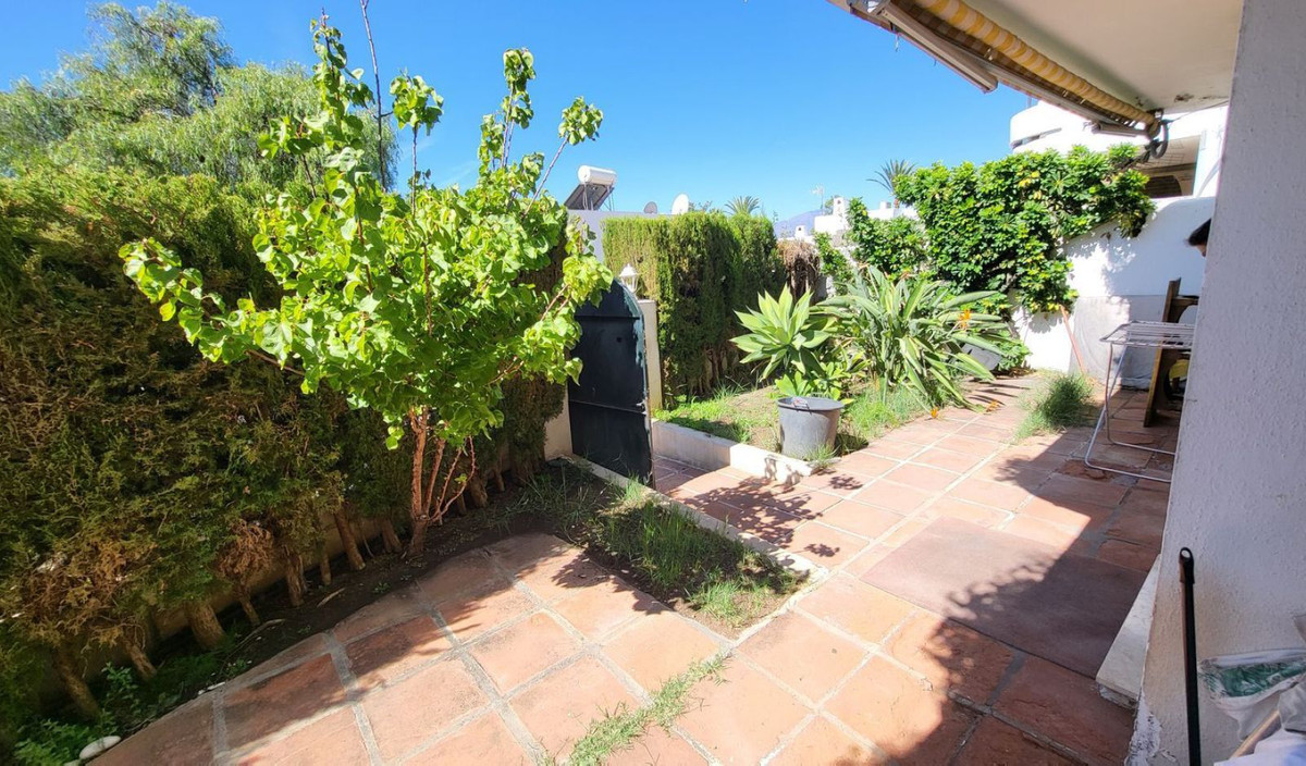 fdd141440ca2769dbaff1dc504f85bb2 - 1