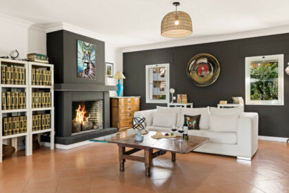 fdd306987e08d6dc66d9234a1b3fd80c - 11