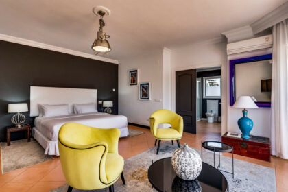 fdd306987e08d6dc66d9234a1b3fd80c - 13