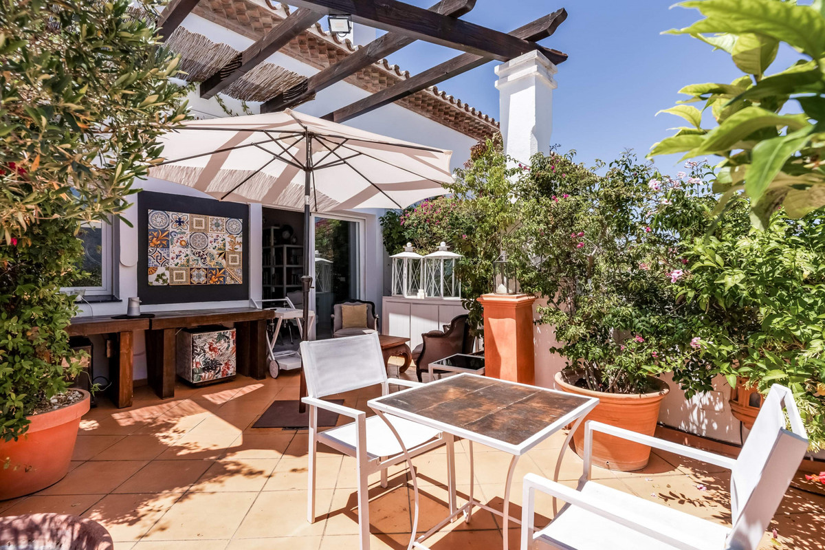 fdd306987e08d6dc66d9234a1b3fd80c - 8