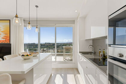 fe57730d4c436565697e3ae35051f0e8 - 13