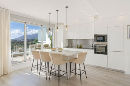 fe57730d4c436565697e3ae35051f0e8 - 14