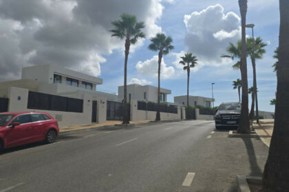 fee39c000fa7fe305a5e528ae58014da - 22