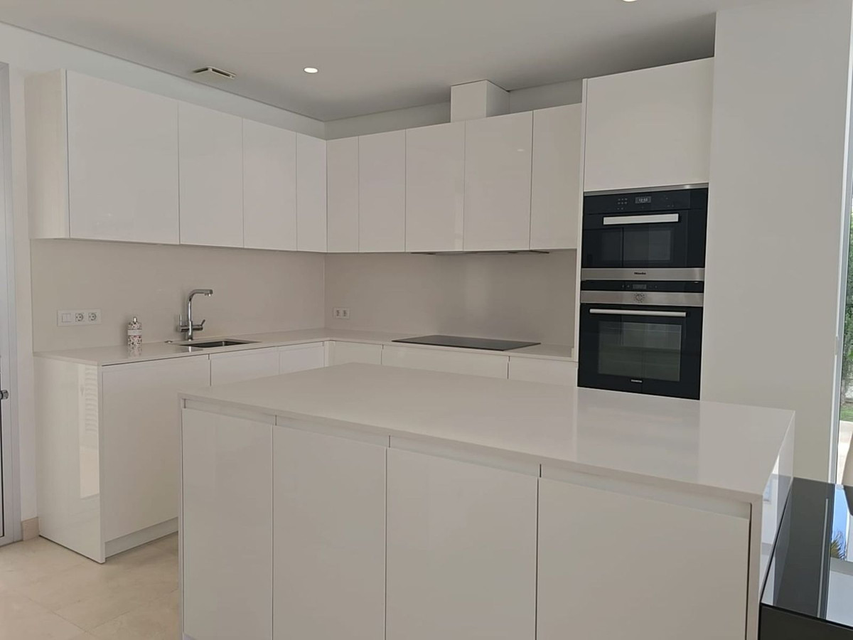 fee39c000fa7fe305a5e528ae58014da - 8