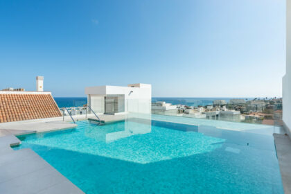 feff0c6ef377ba33fad21c32a6b9779f - 18