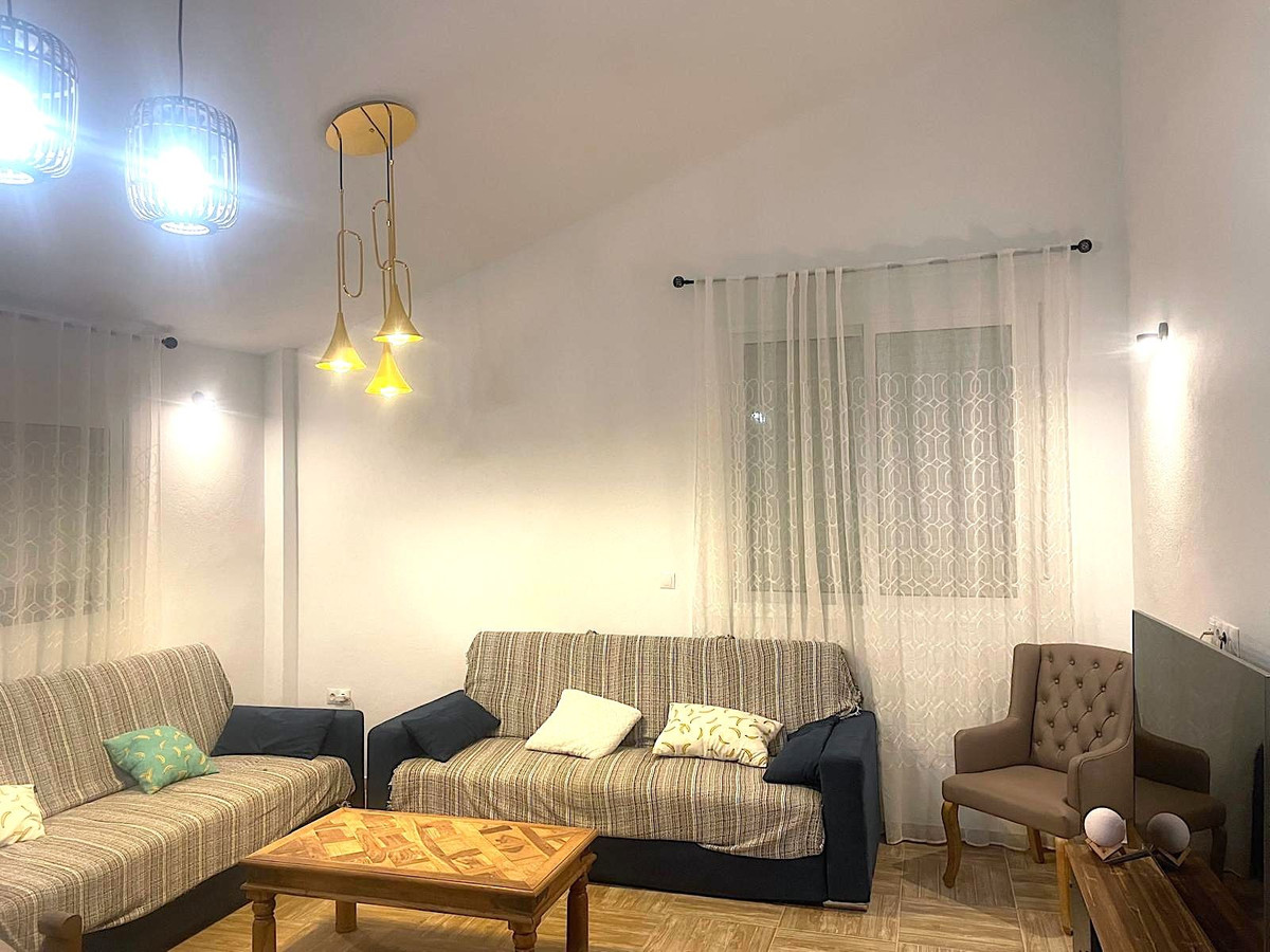 ff717fc80a92750a5ceff6c3776baa6d - 11