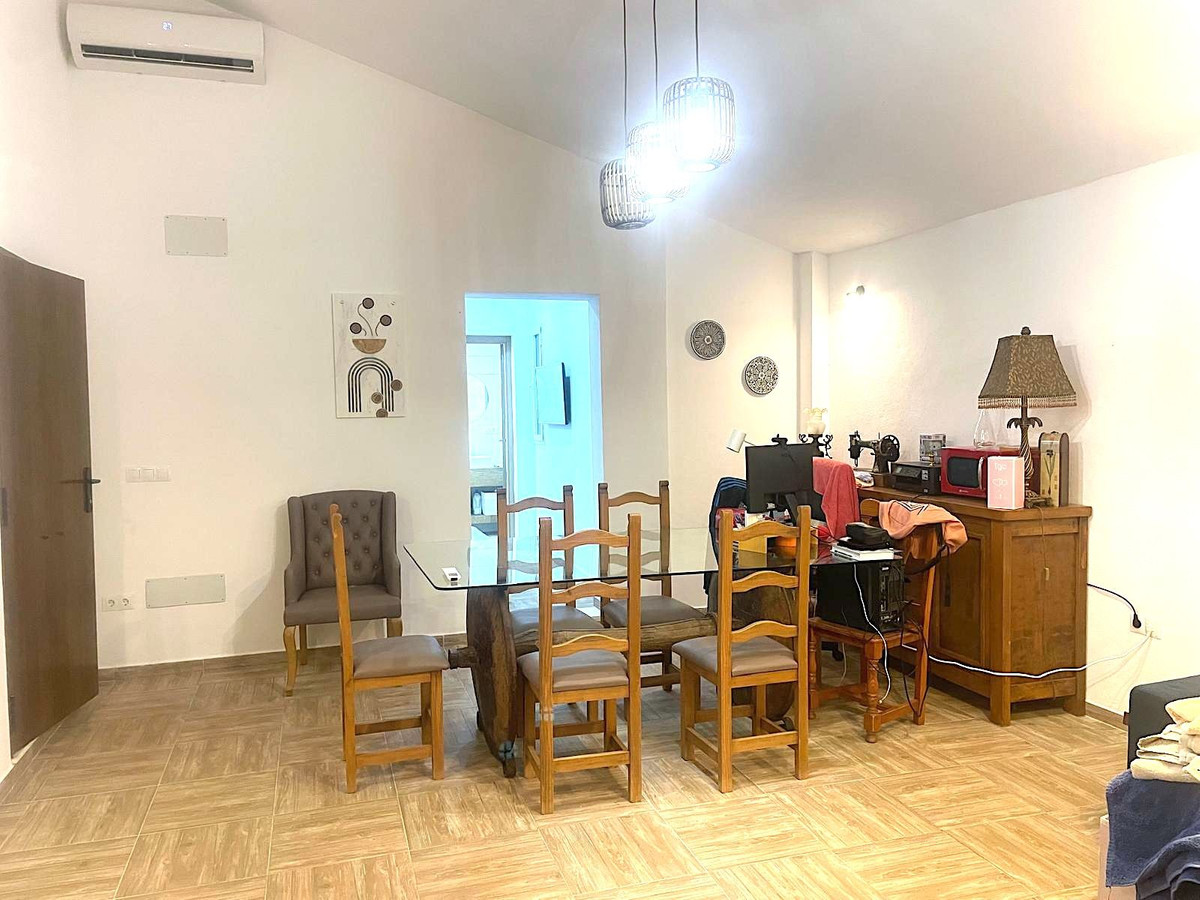 ff717fc80a92750a5ceff6c3776baa6d - 8