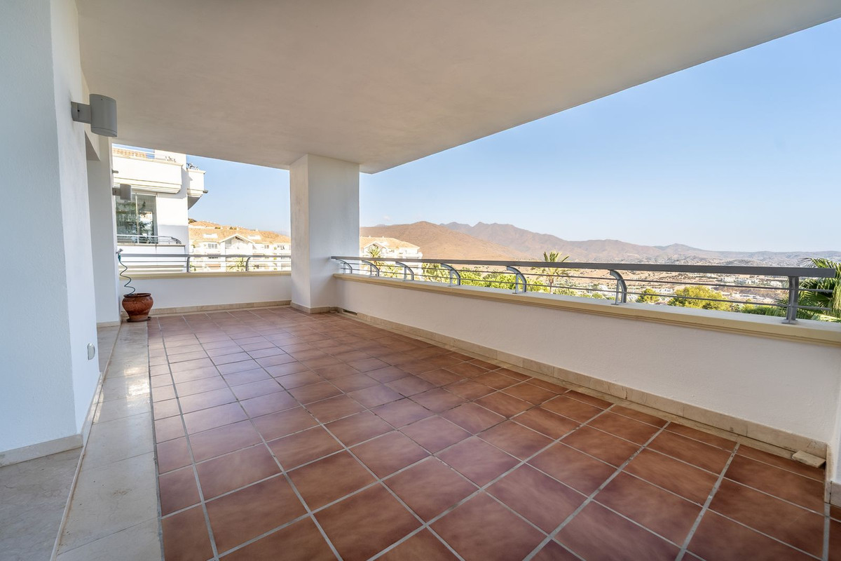 ff79bab3e59abb60c2dbed1c95ed1c43 - 12