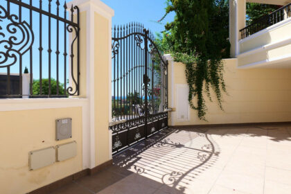 ff90aee112f36d0947a485e7da402767 - 51