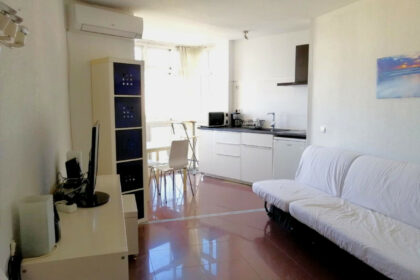 ffd95613c6a2a4302840df3a80088c8b - 3