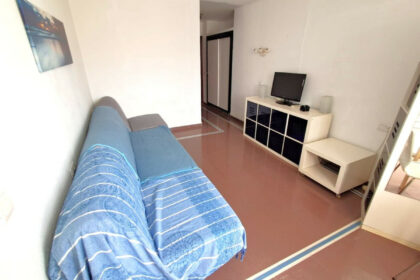 ffd95613c6a2a4302840df3a80088c8b - 4