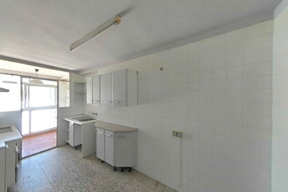 0007d0f553e3a12e8fd8481f4266334e - 10