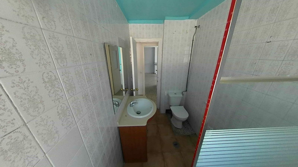 0007d0f553e3a12e8fd8481f4266334e - 26