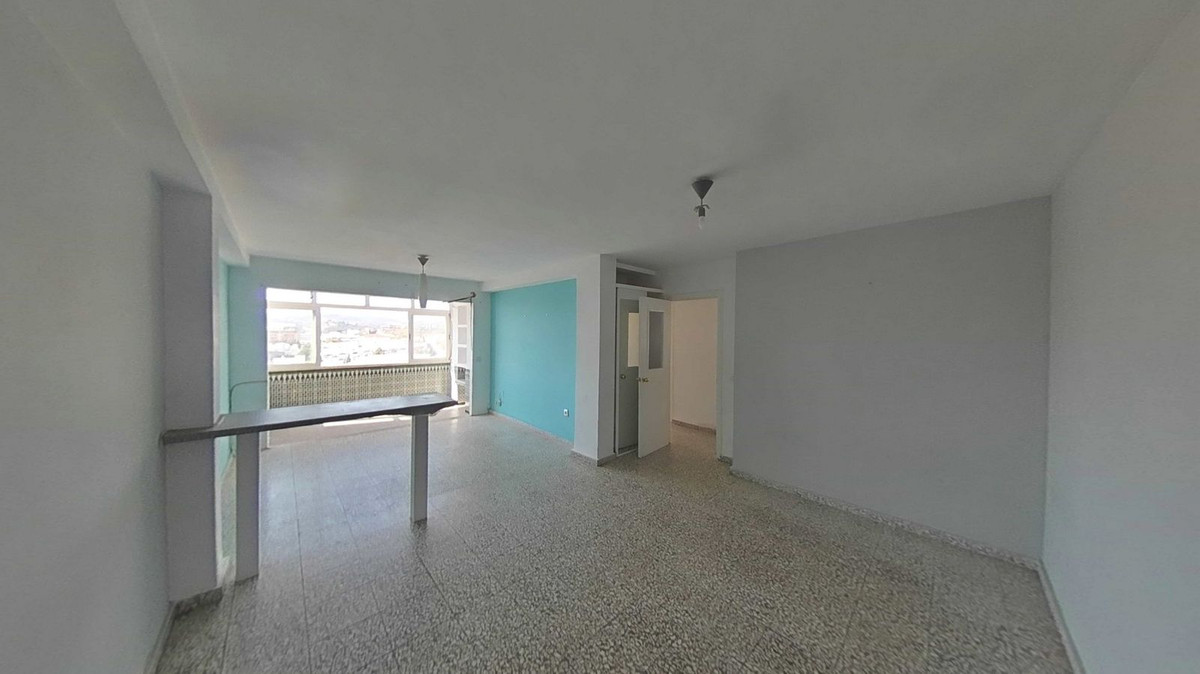 0007d0f553e3a12e8fd8481f4266334e - 3