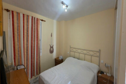 013fcd56d48b4810ade7c732281b1532 - 12