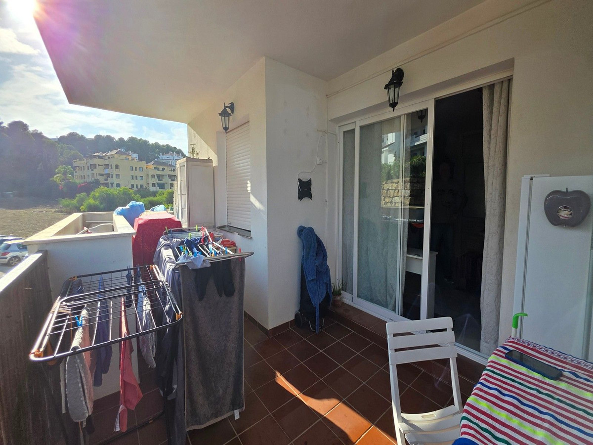 013fcd56d48b4810ade7c732281b1532 - 16