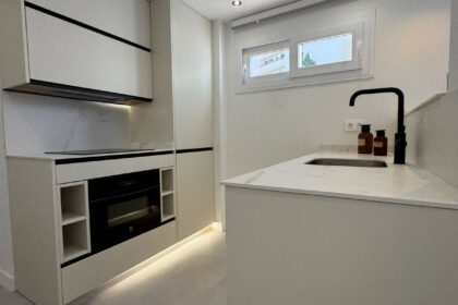 01d47d29a76360505ed6a3b4220be531 - 12