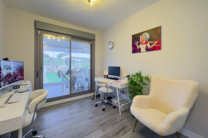 01d6f662d55bf1c7d71ce1edfbece14b - 27