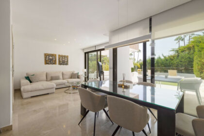 01e1a7d2509dd4b06fb78ab138fc5b36 - 5