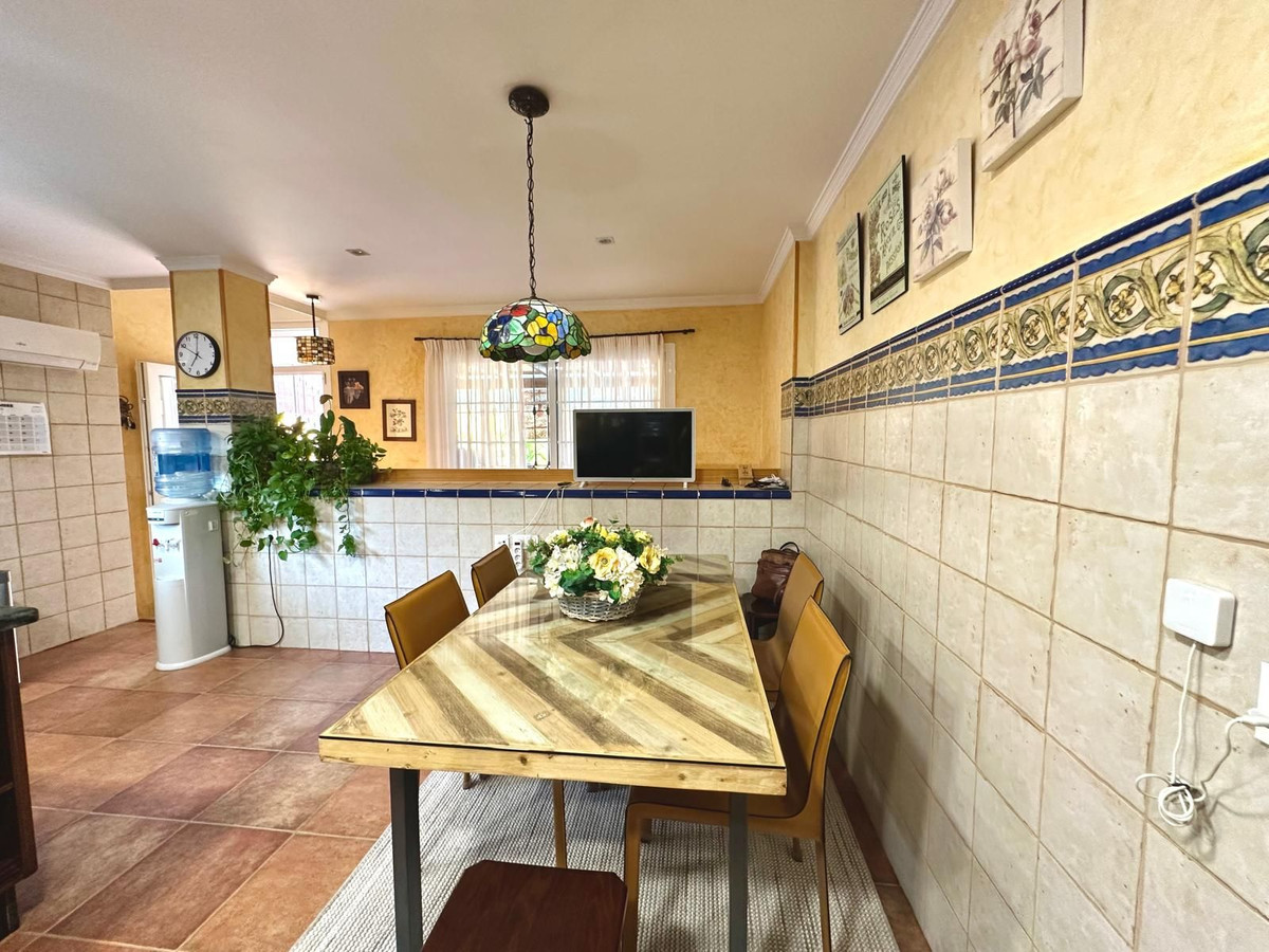 0225541af1d6937b770874196ec0681e - 22