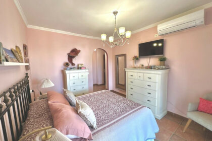 0225541af1d6937b770874196ec0681e - 30