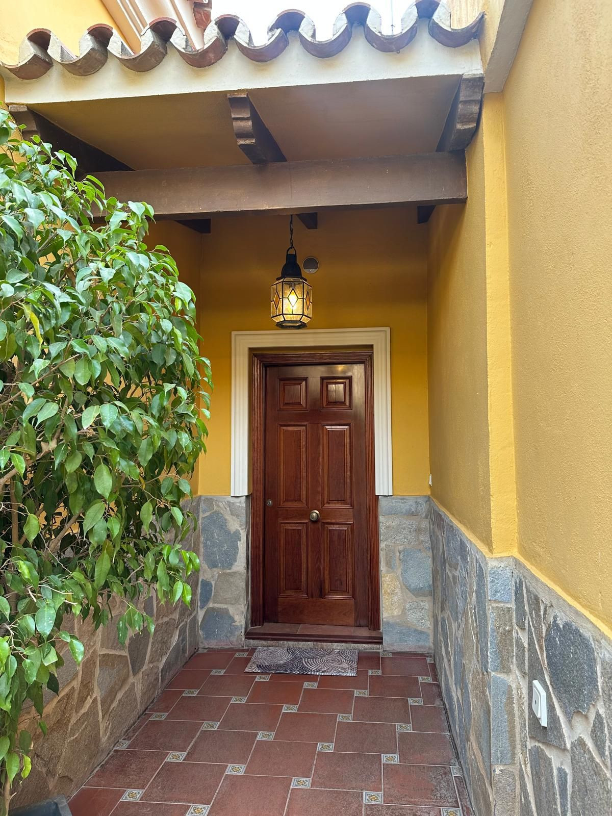 0225541af1d6937b770874196ec0681e - 4