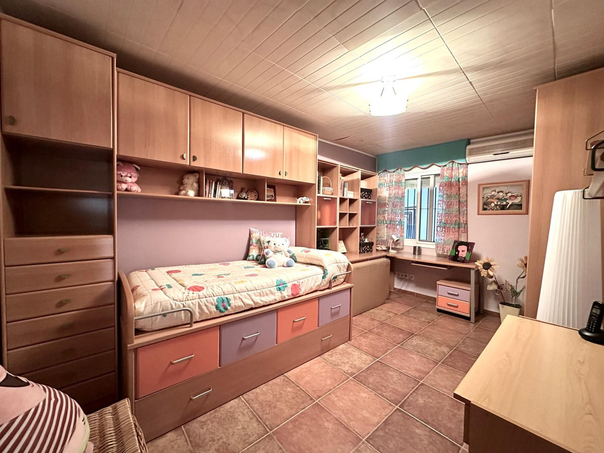 0225541af1d6937b770874196ec0681e - 44