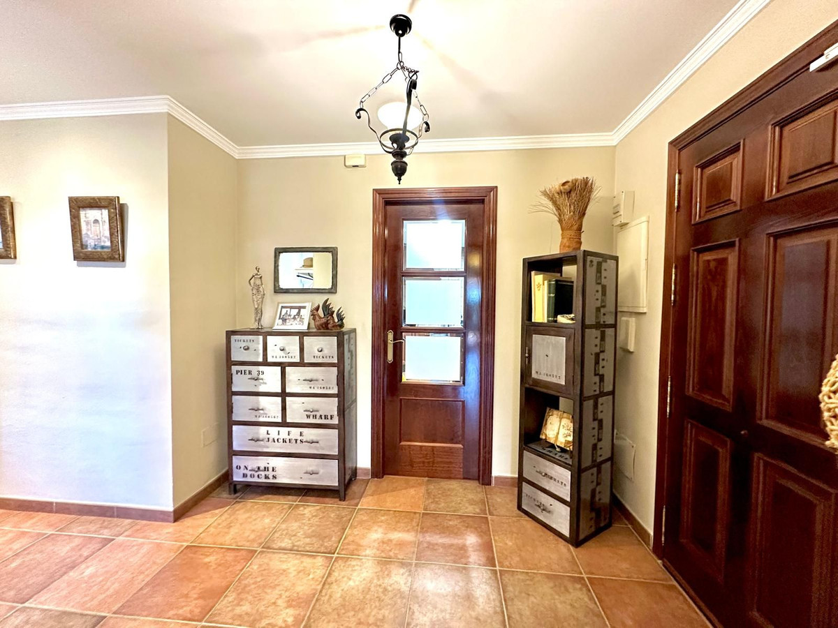 0225541af1d6937b770874196ec0681e - 5