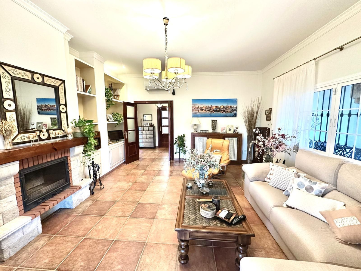 0225541af1d6937b770874196ec0681e - 7