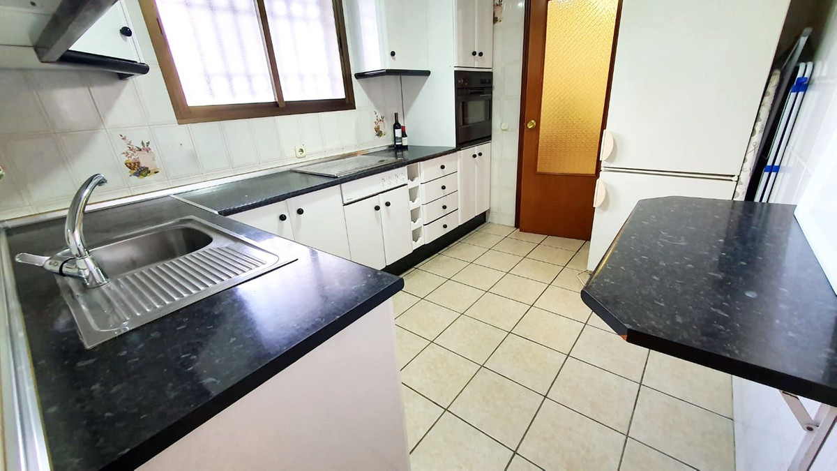 023a5cf46981818de01a3b573b0d8225 - 10