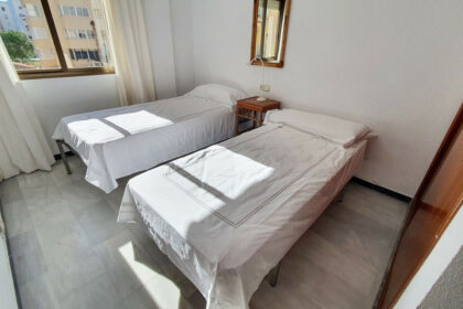 023a5cf46981818de01a3b573b0d8225 - 12