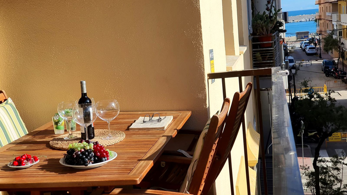 023a5cf46981818de01a3b573b0d8225 - 17